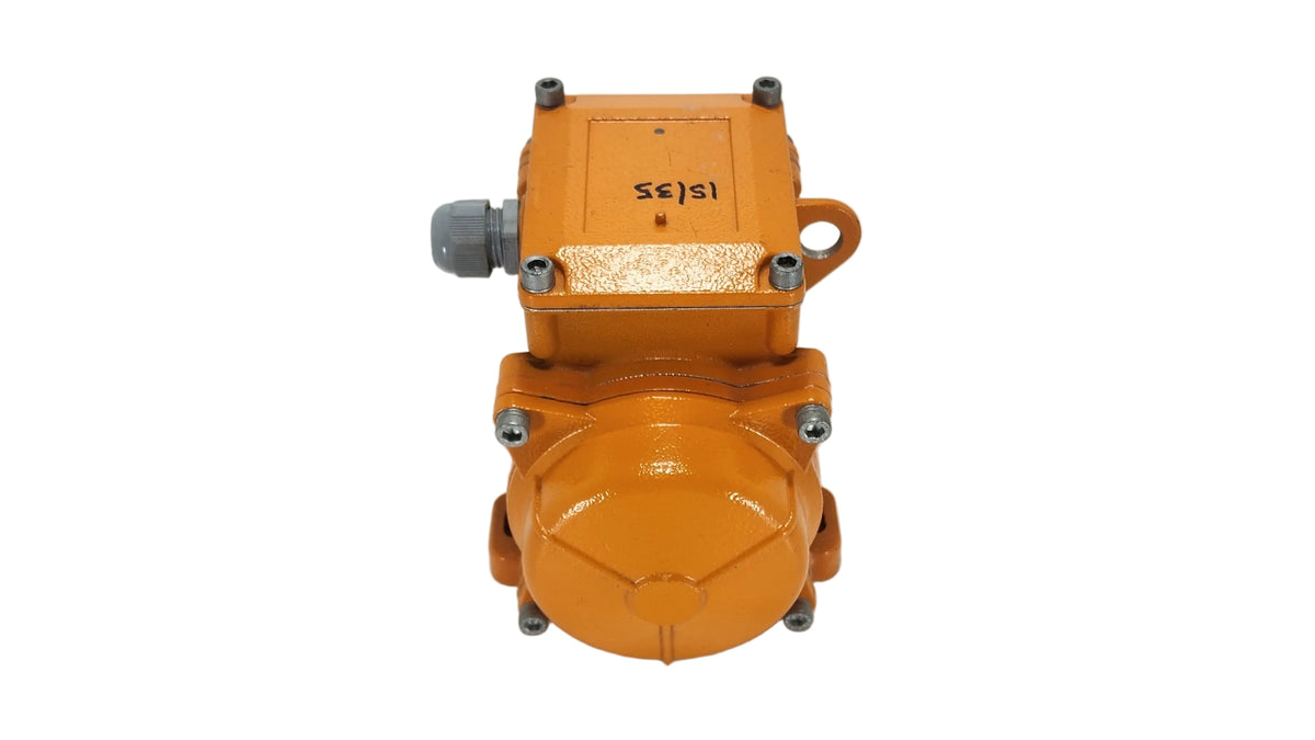 Clearance - Italvibras MVSI 15/35-S90 3-Phase Electric Vibrating Motor (2003)