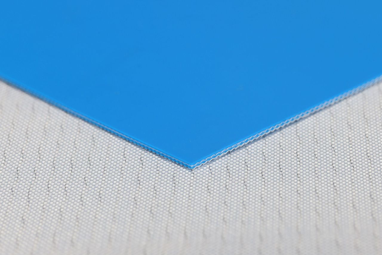 Belting Food Quality PU 2 Ply 1000mm Matt Top Blue / Slider Back Pale Blue